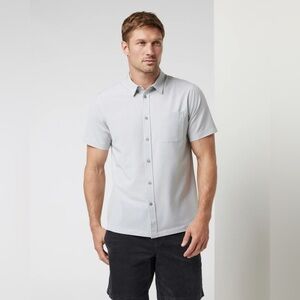 Vuori Short Sleeve Bridge Button Down
Short Sleeve Bridge Button Down